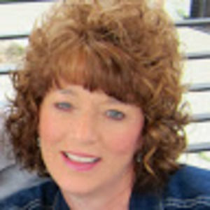 Meet your Posher, Loralee